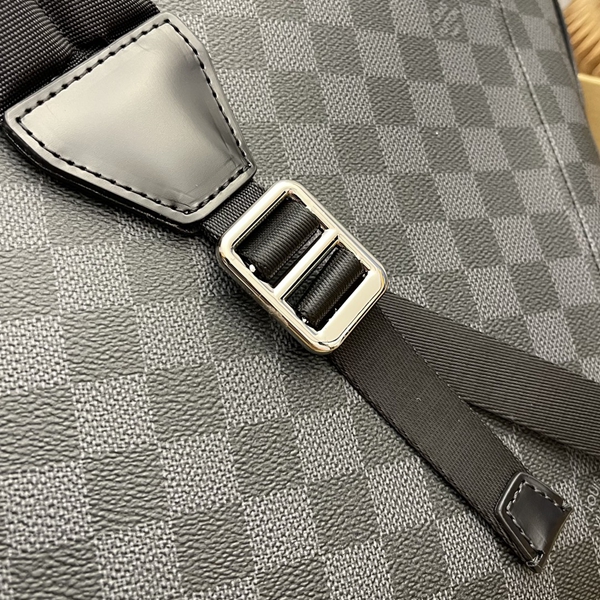 ルイヴィトンバッグ角部分ディテール